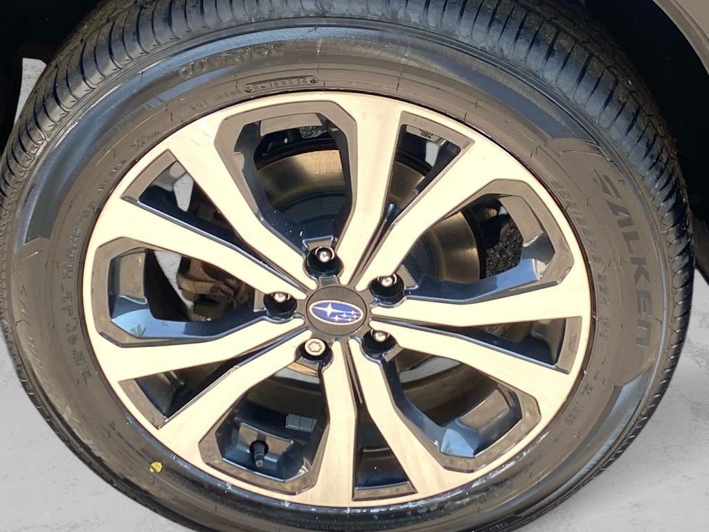 Used 2024 White Subaru Limited image 29