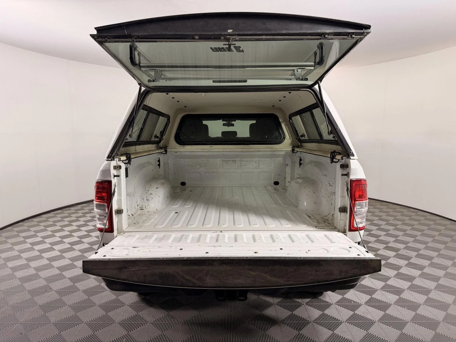 Used 2024 Bright White Clearcoat Ram Tradesman image 5