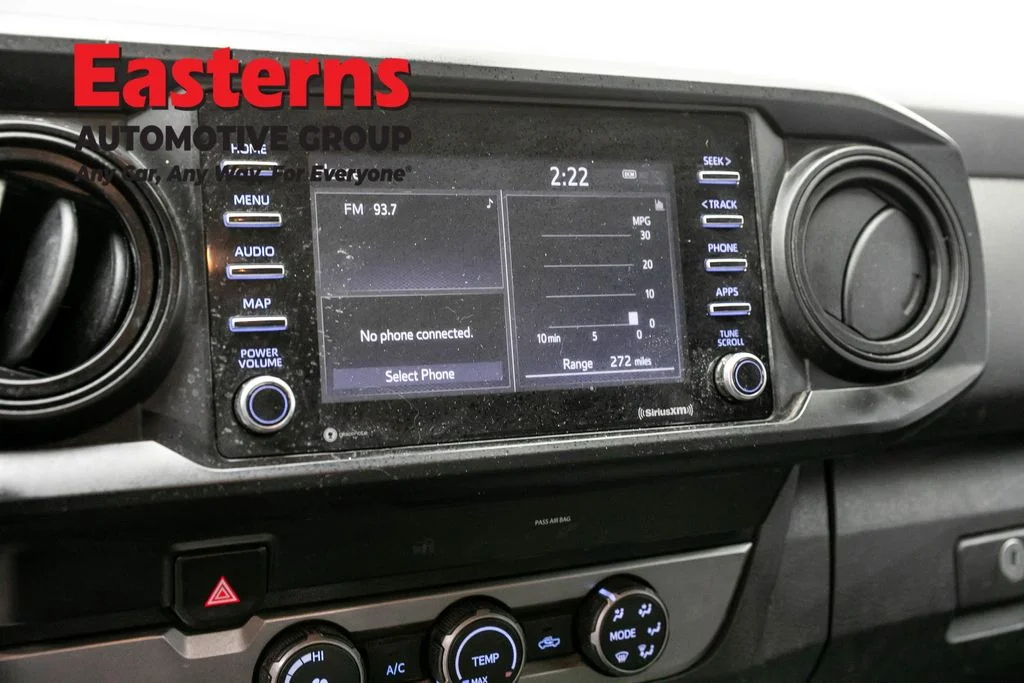 Used 2020 White Toyota SR image 18