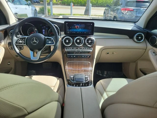 Used 2022 White Mercedes-Benz GLC 300 image 14