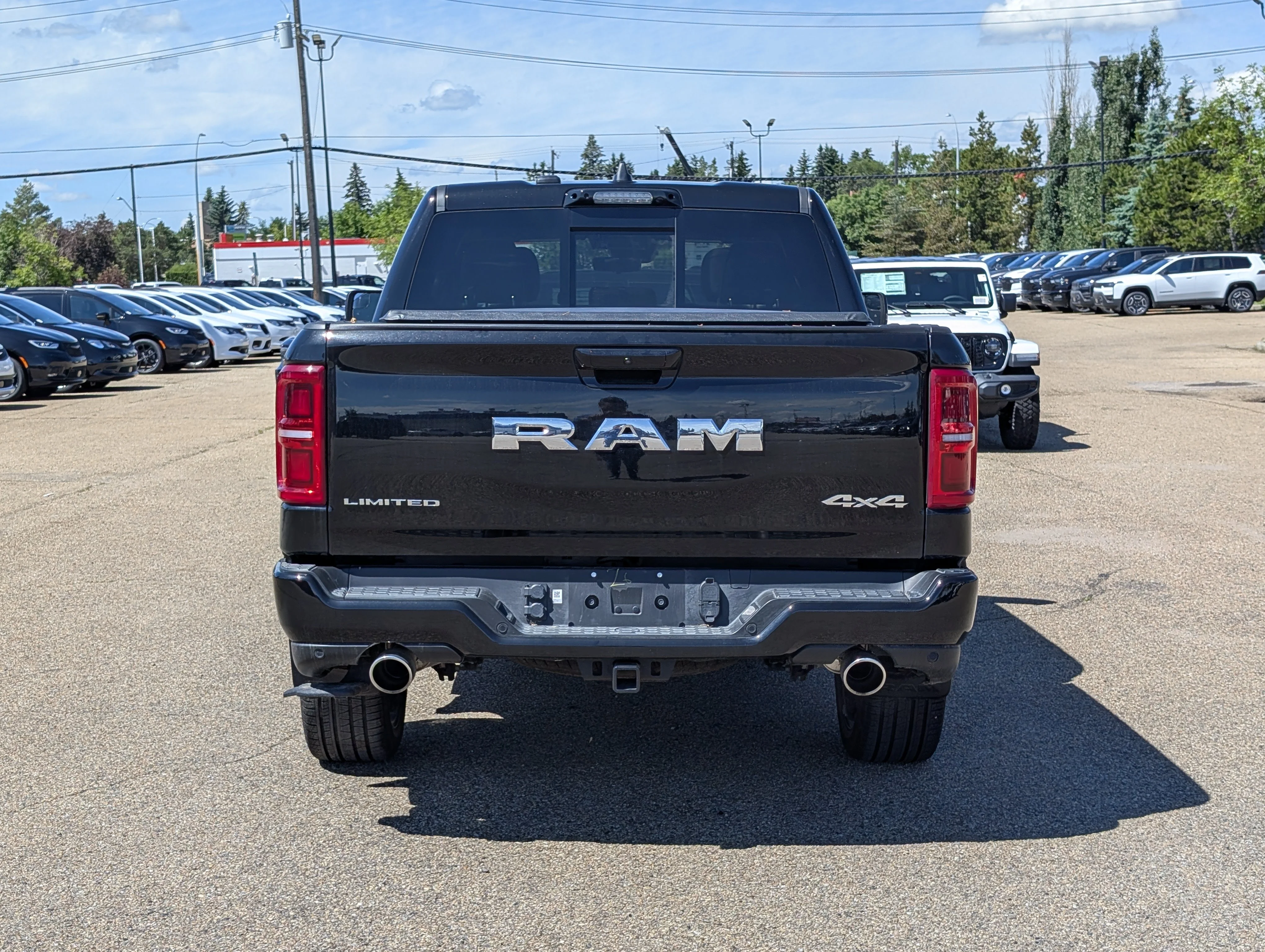 Used 2026 Diamond Black Crystal Pearl Ram Limited image 5