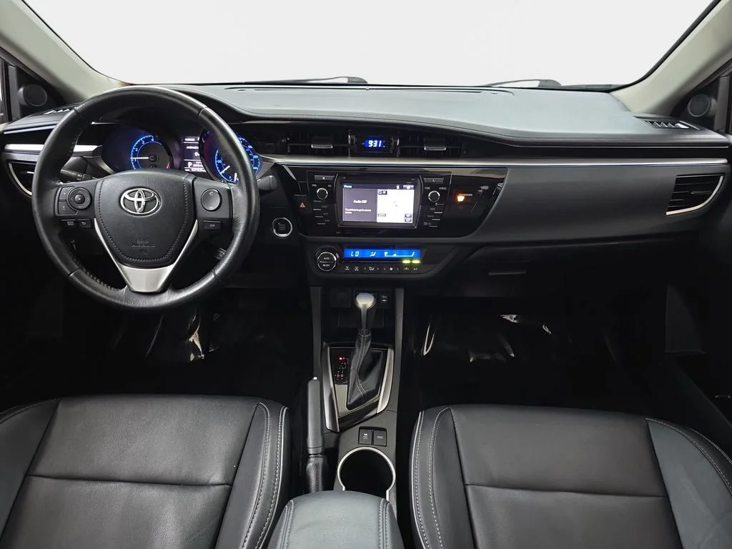 Used 2014 Classic Silver Metallic Toyota S Premium image 12