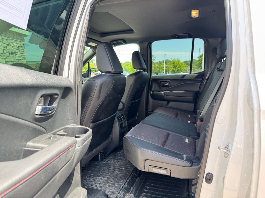2023 Honda Ridgeline Black Edition - Photo 12