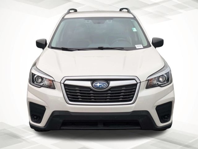 Used 2020 White Subaru Base image 9