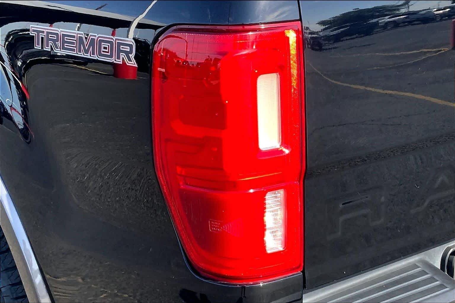 Used 2022 Shadow Black Ford XLT image 29