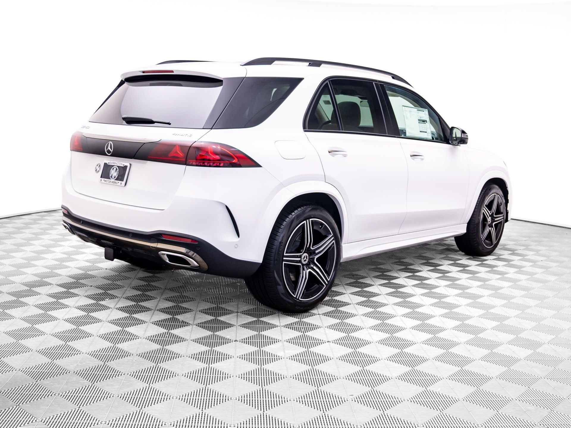 New 2027 Polar White Mercedes-Benz GLE 450 image 5