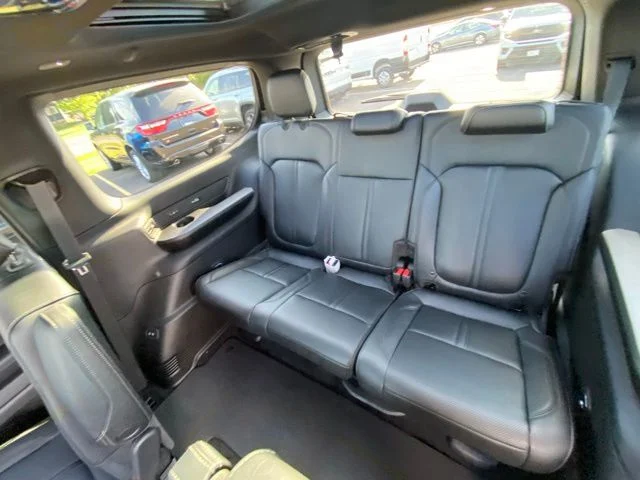 New 2026 Steel Blue Exterior Paint Jeep Limited Altitude image 12