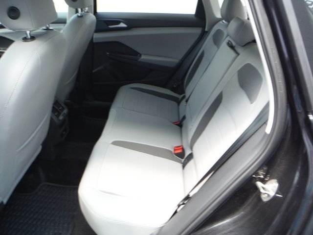 Used 2024  Volkswagen 1.5T SE image 35