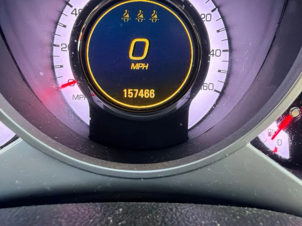 Used 2010 Red Cadillac Performance image 9