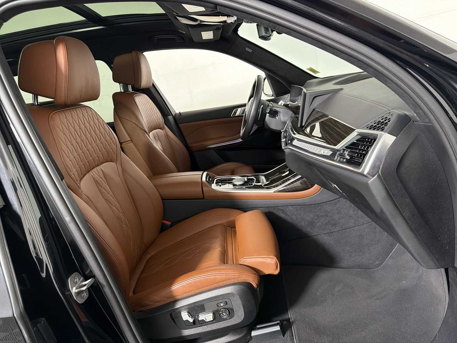 2024 BMW X7 40i - Photo 25