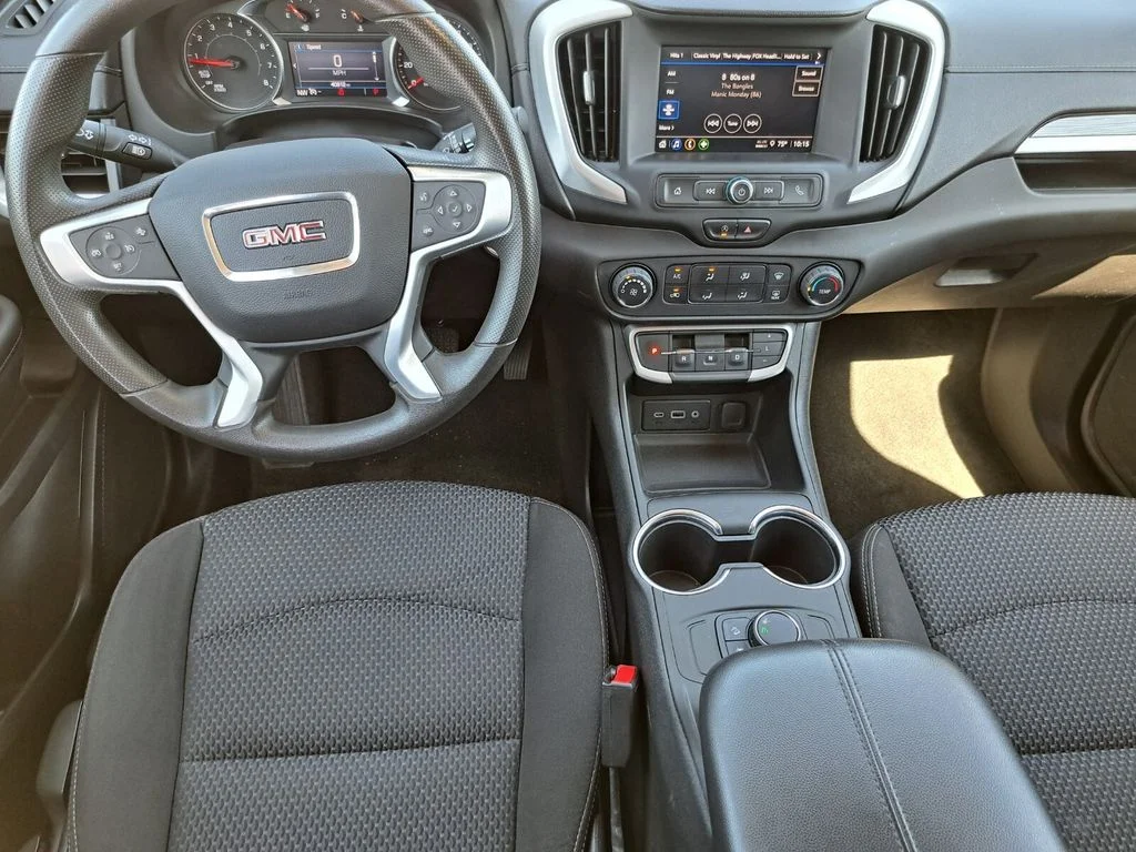 Used 2023 Silver GMC SLE image 20