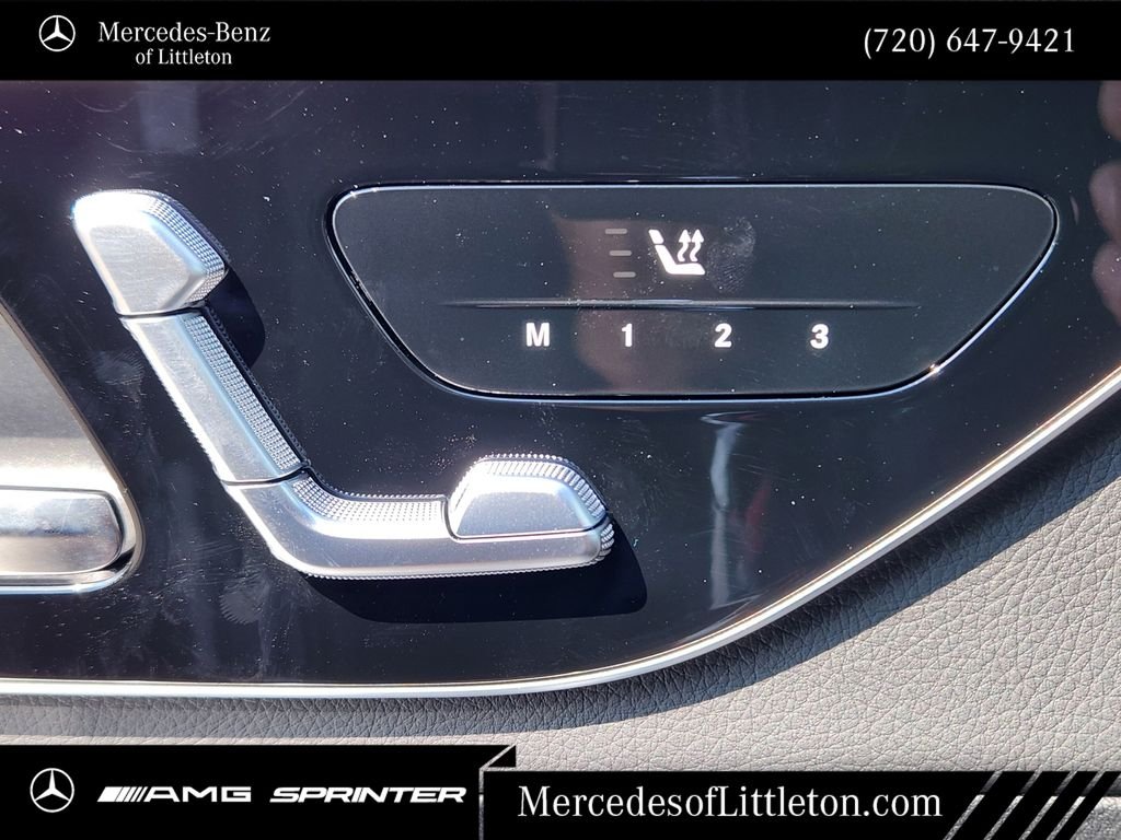 New 2026 Black Mercedes-Benz GLC 300 image 24