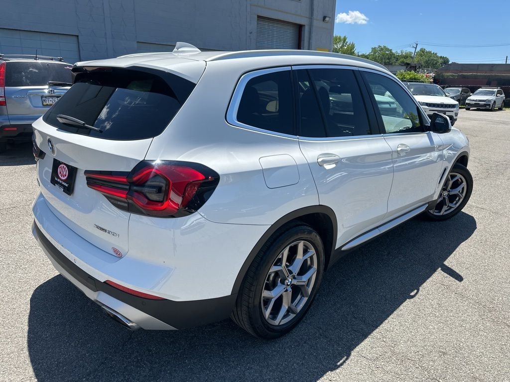 Used 2023 White BMW xDrive30i image 6