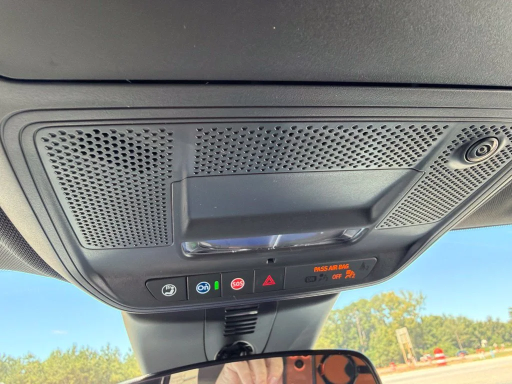 New 2027 Summit White GMC Elevation image 20