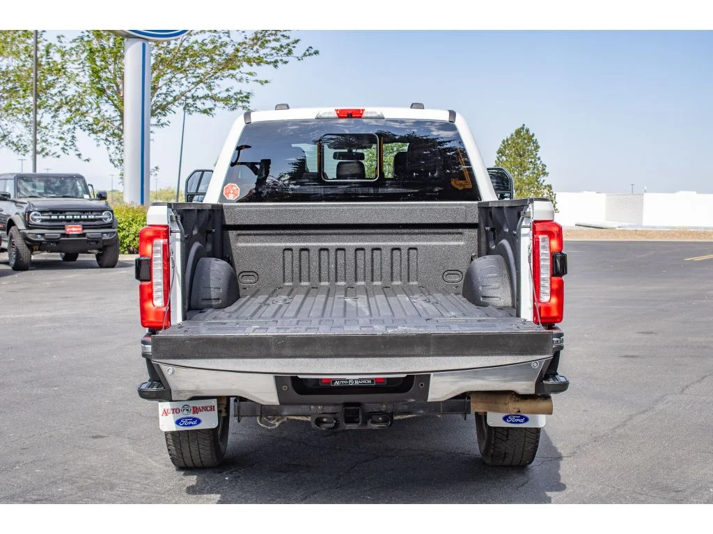 Used 2023 Oxford White Ford LARIAT image 11