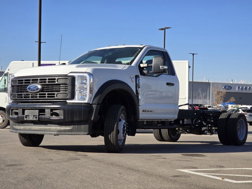 2025 Ford F-550 Super Duty Chassis Cab XL - Photo 18