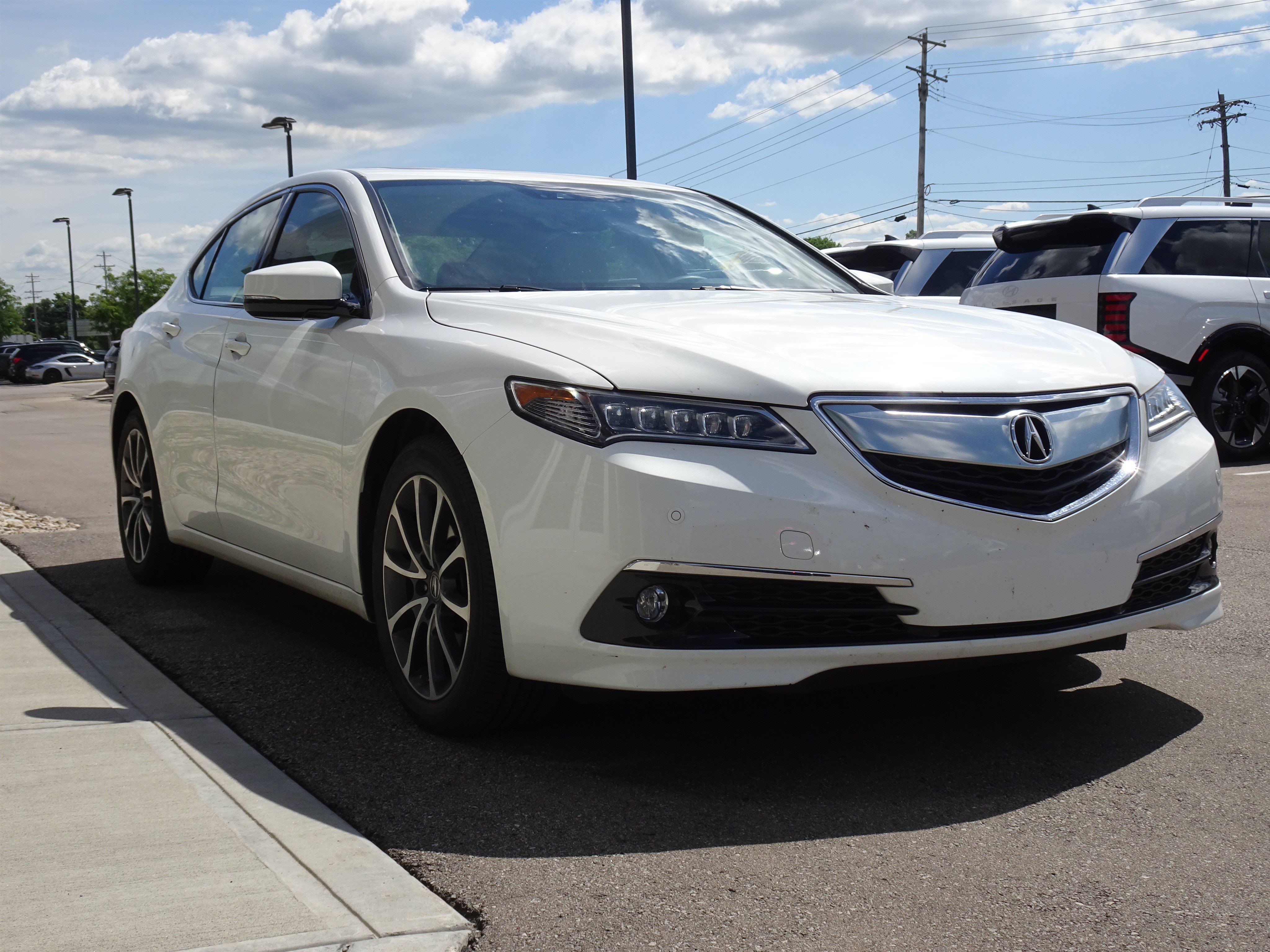 Used 2017 Bellanova White Pearl Acura V6 w/Advance Pkg image 6