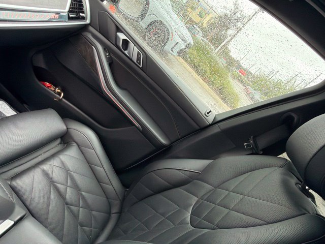 Used 2025 Brooklyn Gray Metallic BMW xDrive40i image 4