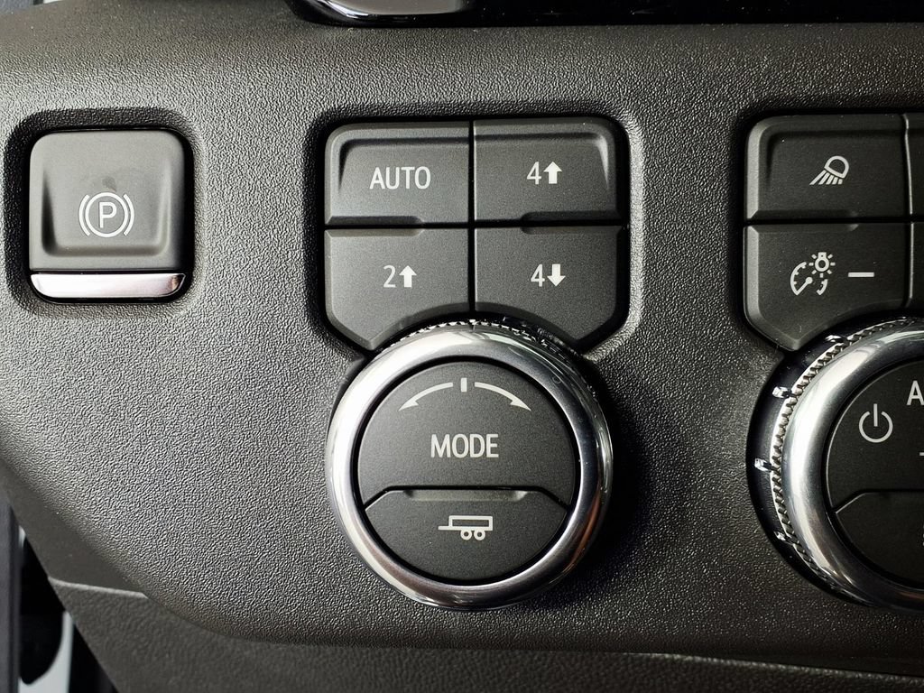2026 GMC Sierra 1500 SLT - Photo 14