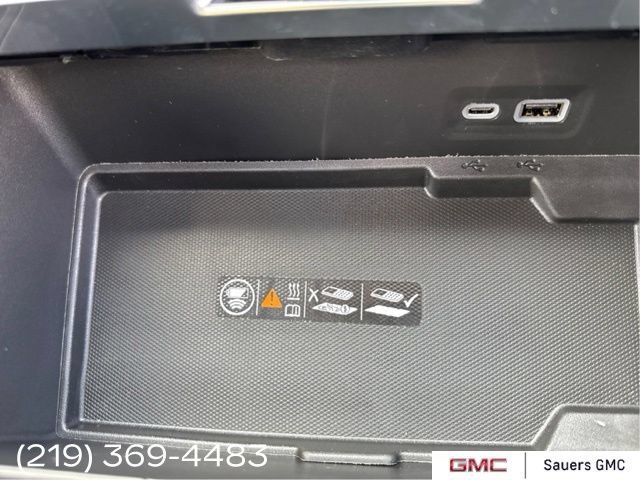 2026 GMC Yukon Denali - Photo 21