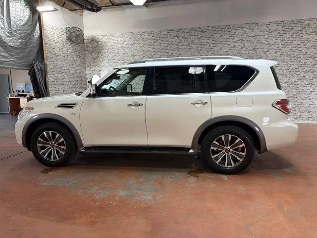 Used 2018 Pearl White Nissan SL image 4