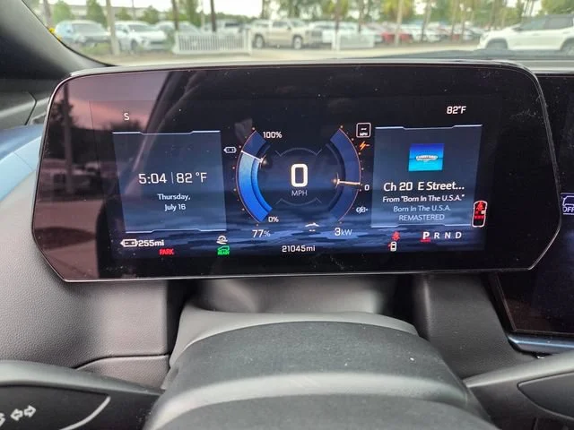 2024 Chevrolet Equinox EV LT - Photo 29