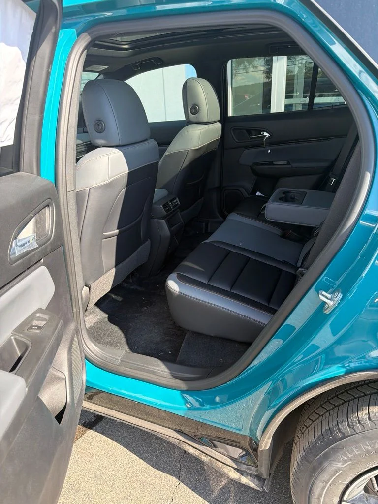New 2026 North Shore Pearl Honda AWD Touring image 10