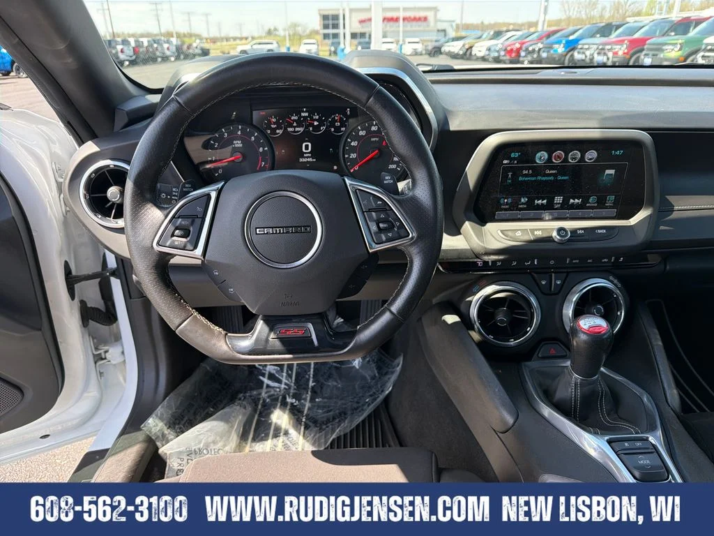 Used 2018 Summit White Chevrolet SS image 13