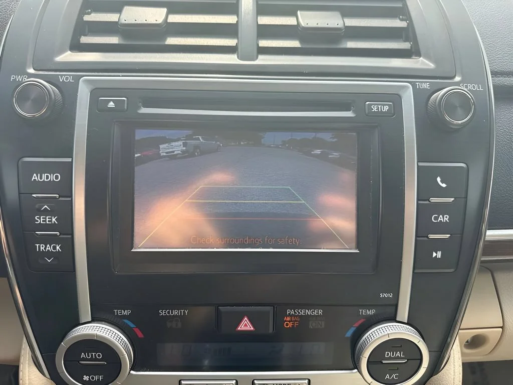 Used 2012 Gold Toyota L image 19