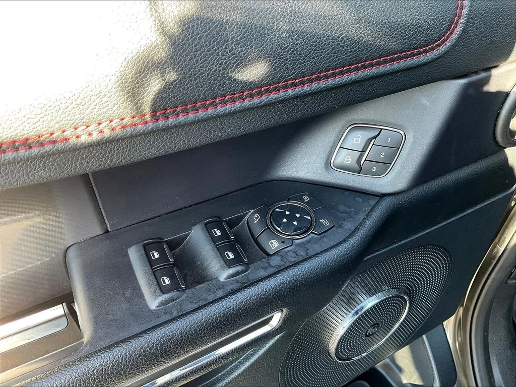 Used 2021 Magnetic Ford Limited image 19