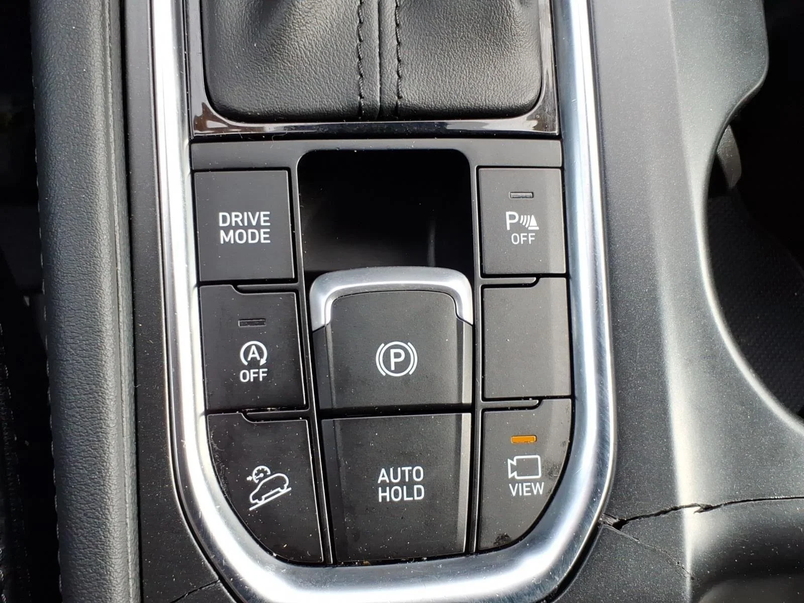 Used 2020 Lava Orange Hyundai Limited image 21
