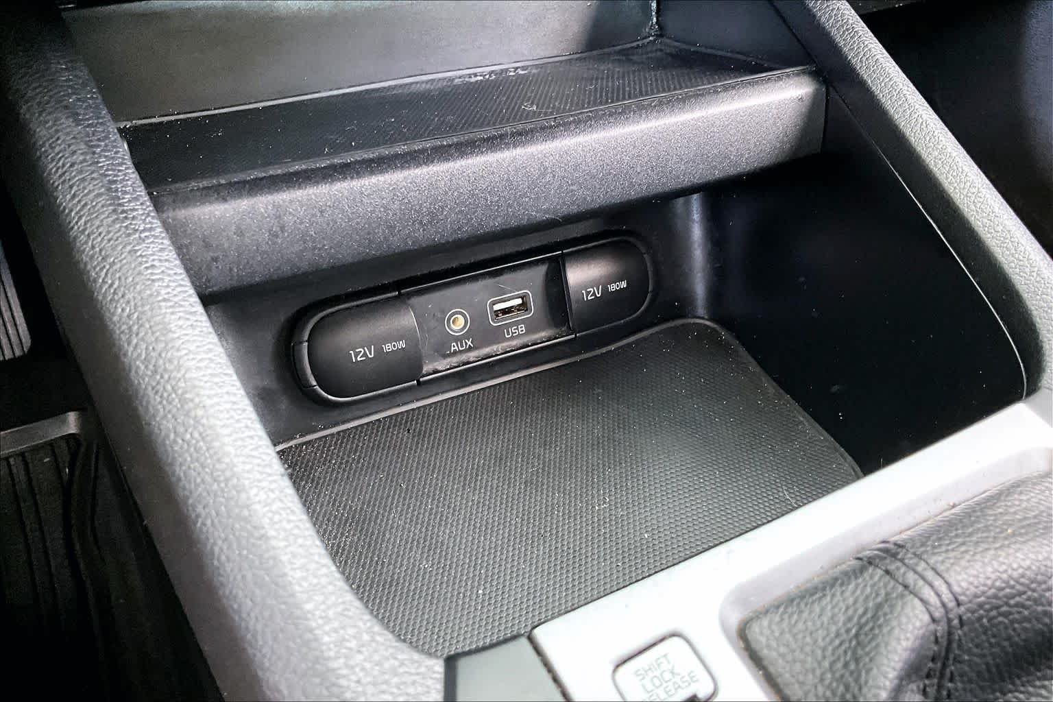 Used 2021 Aurora Black Kia LXS image 31
