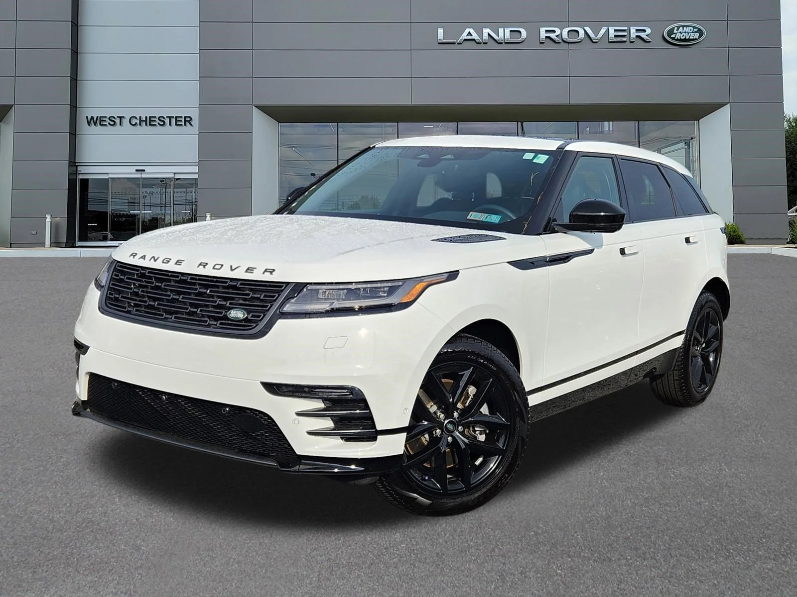 2026 Land Rover Range Rover Velar P250 Dynamic SE's photo
