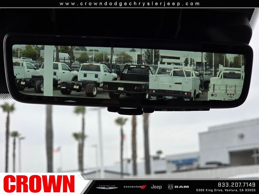 New 2026 Bright White Clear-Coat Exterior Paint RAM Low Roof image 14