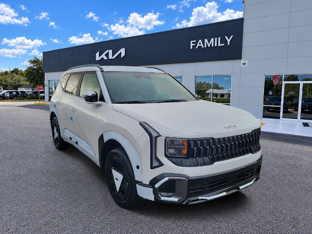 New 2027 Snow White Pearl Kia X-Line S image 1