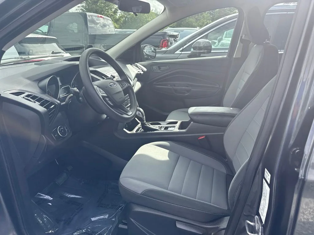 Used 2019 Gray Ford S image 3