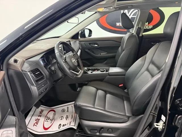 Used 2023 Black Nissan SV image 7