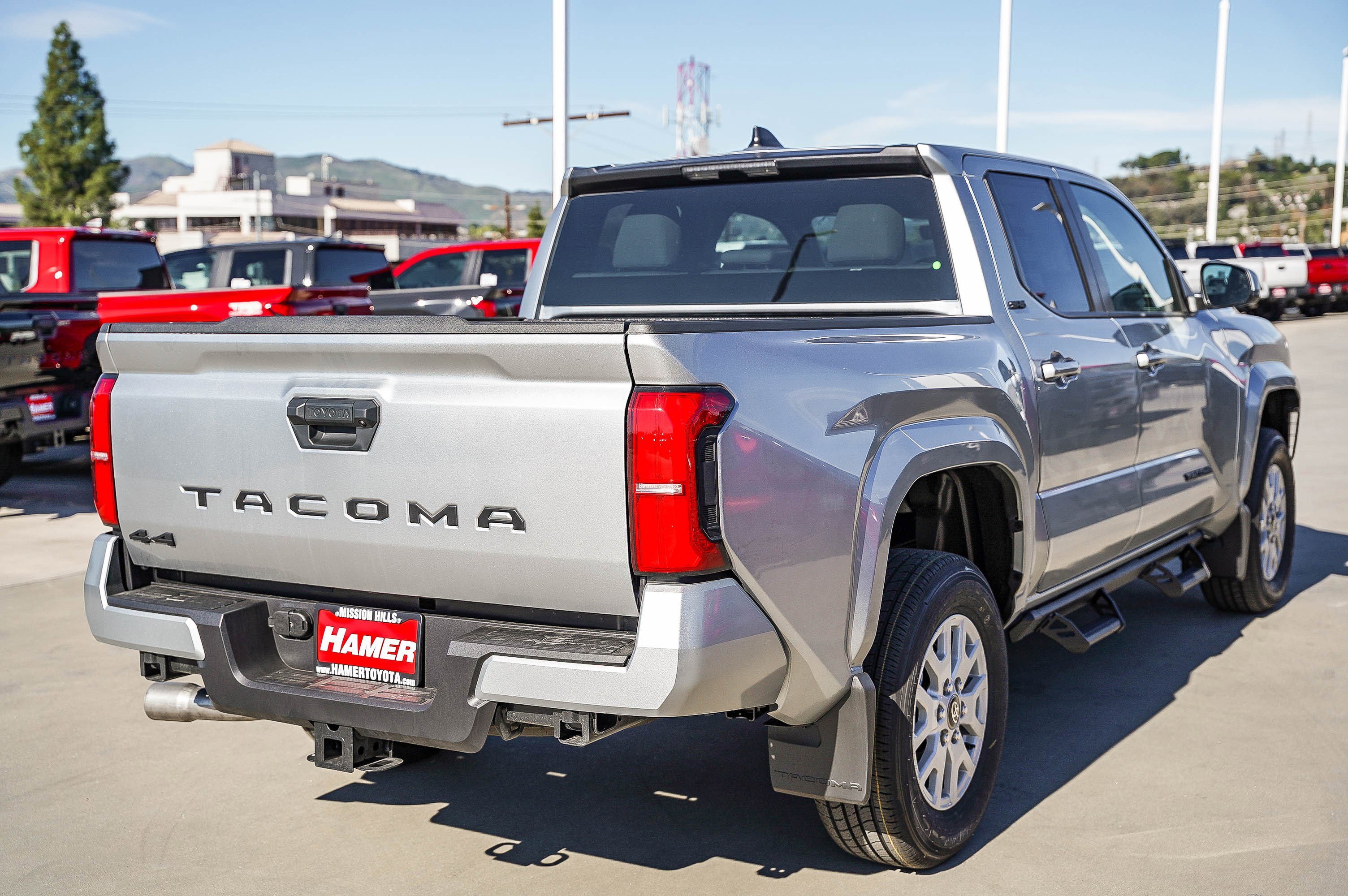 2026 Toyota Tacoma SR5 - Photo 10