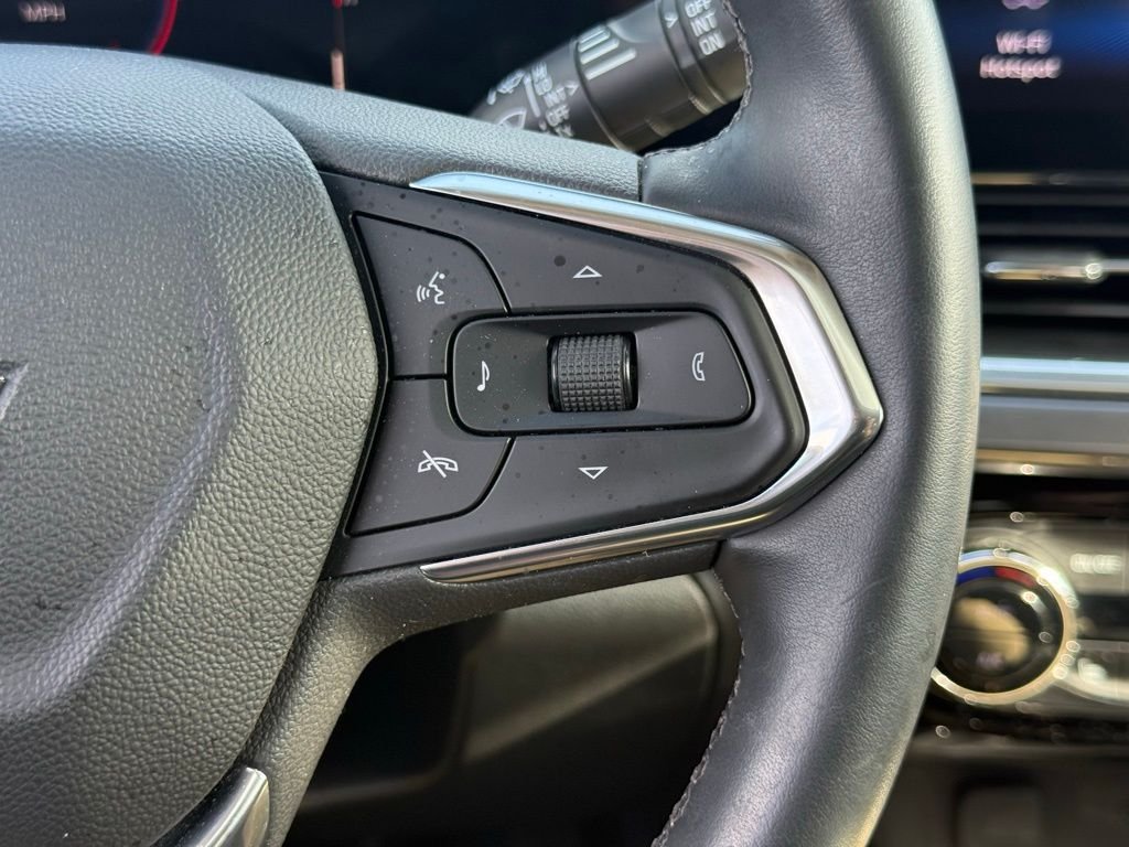 Used 2024 Brown Chevrolet ACTIV image 30
