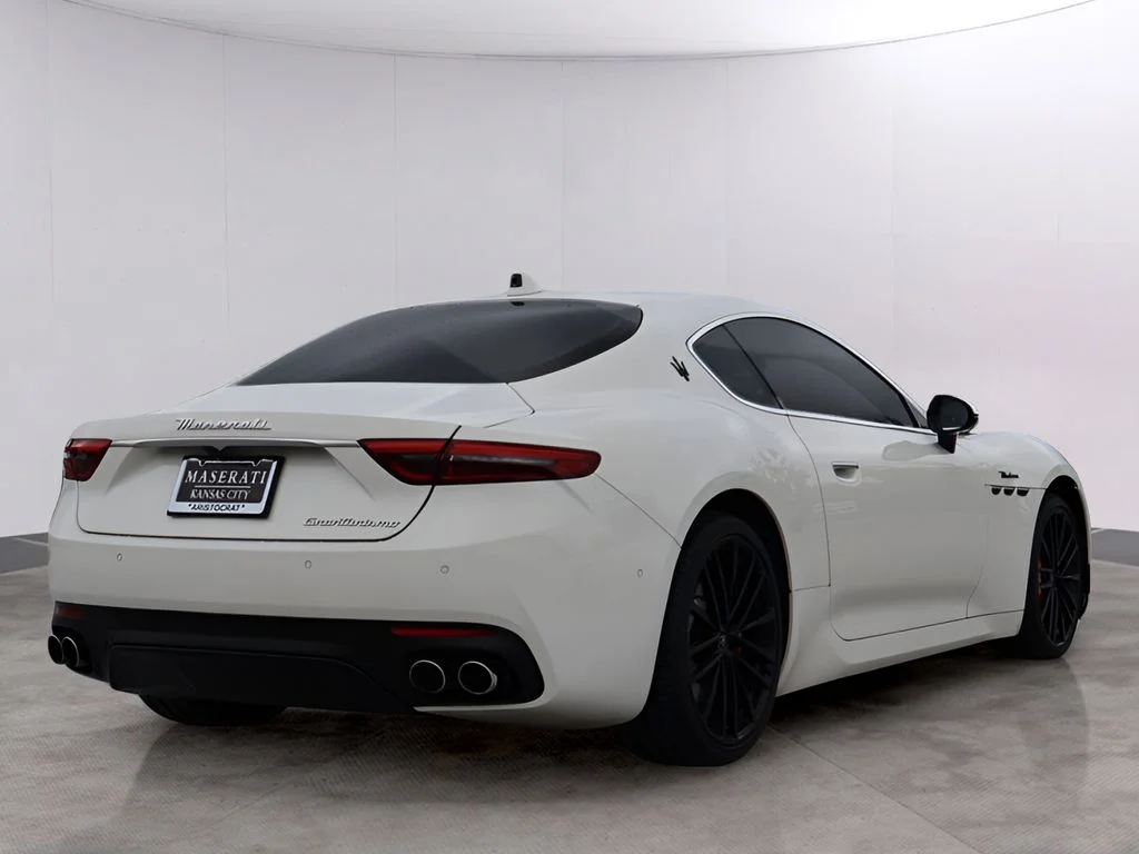 Used 2024 Bianco Solid Maserati Modena image 7