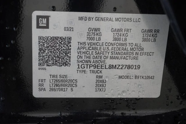 Used 2021 BLACK GMC AT4 image 40