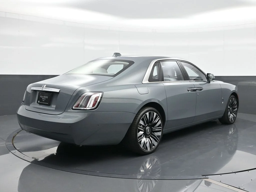 New 2026  Rolls-Royce  image 2
