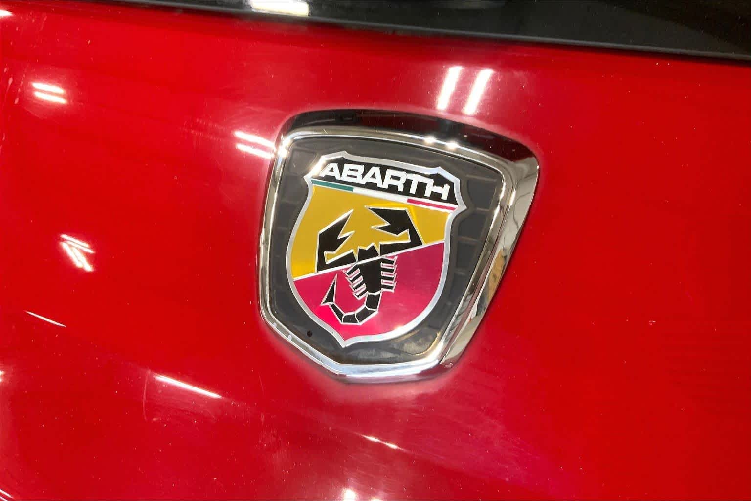 Used 2016 Rosso (Red) FIAT Abarth image 9