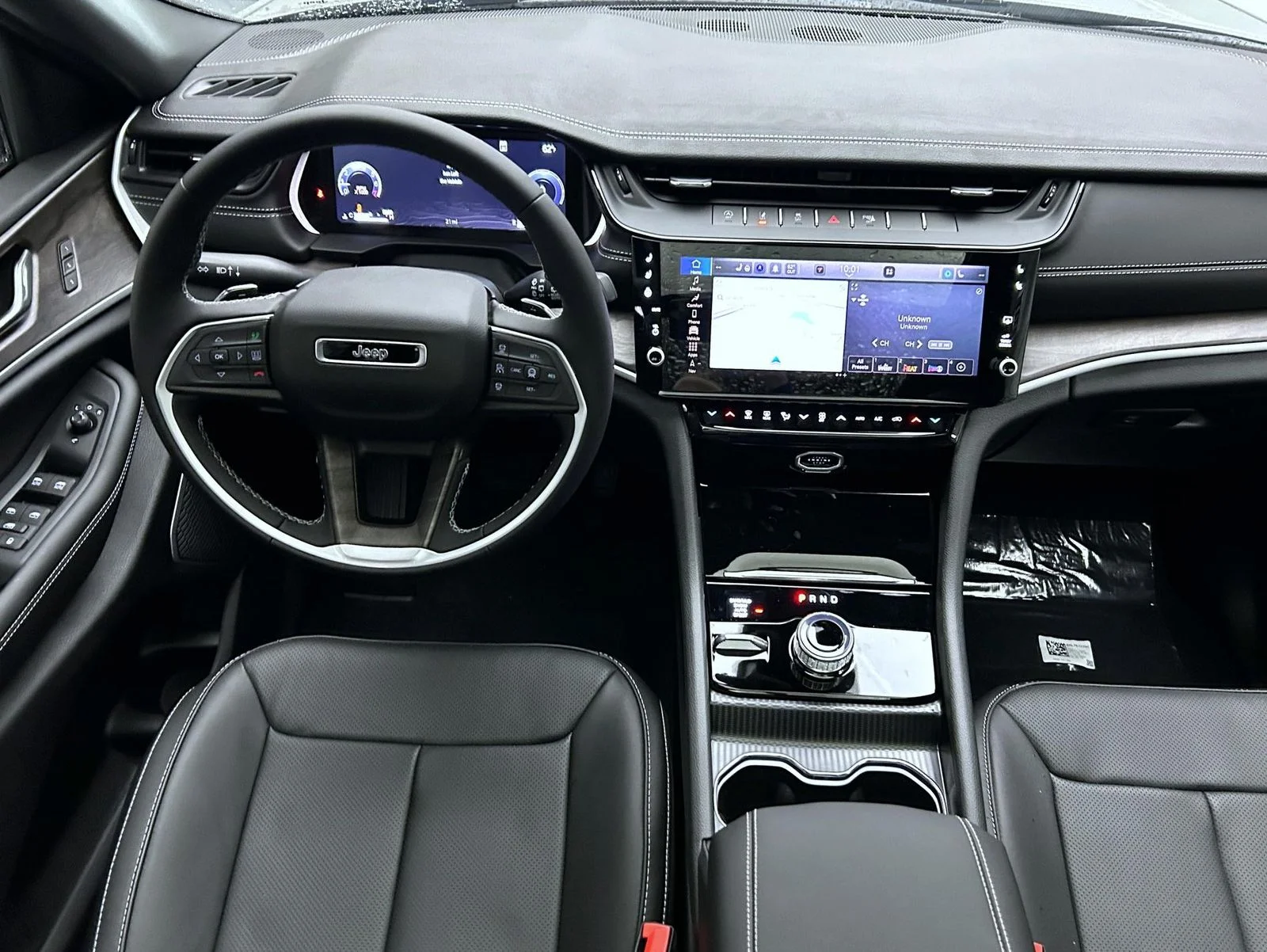 New 2027 Gray Jeep Limited Reserve image 12