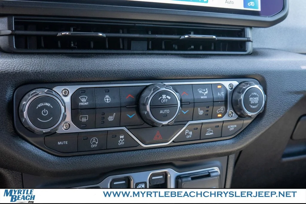 Used 2026 Blue Pearl Jeep Sport S image 23