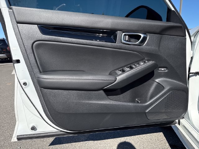 Certified Used 2025 Platinum White Pearl Honda Sport Touring image 18