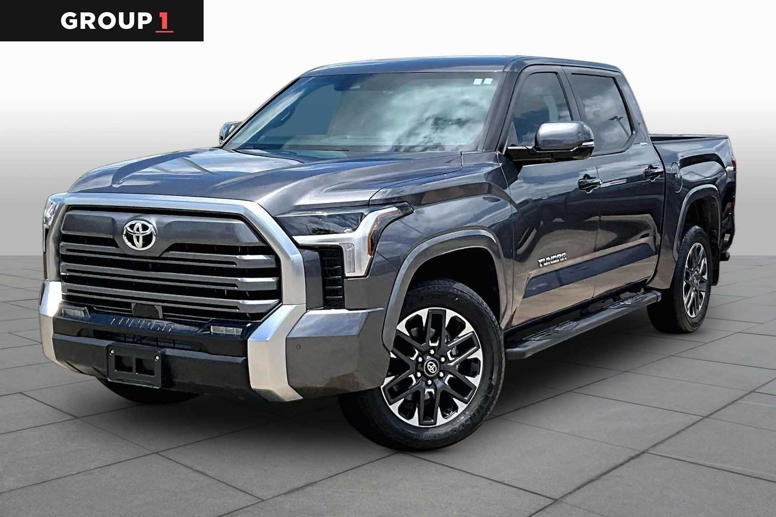 【引退品】英語版_Tundra[3ED] Pre-Owned 2025 Toyota Tundra Limited CrewMax 5.5 Bed in Webster