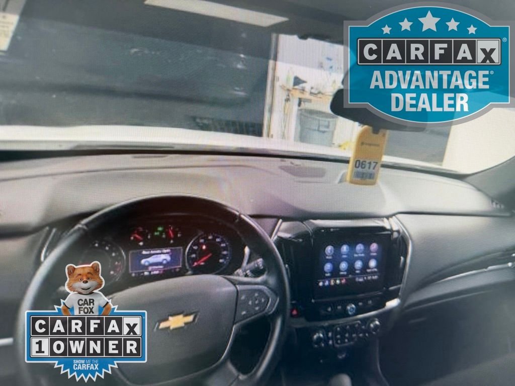 Used 2023 SUMMIT WHITE Chevrolet LT Cloth image 4