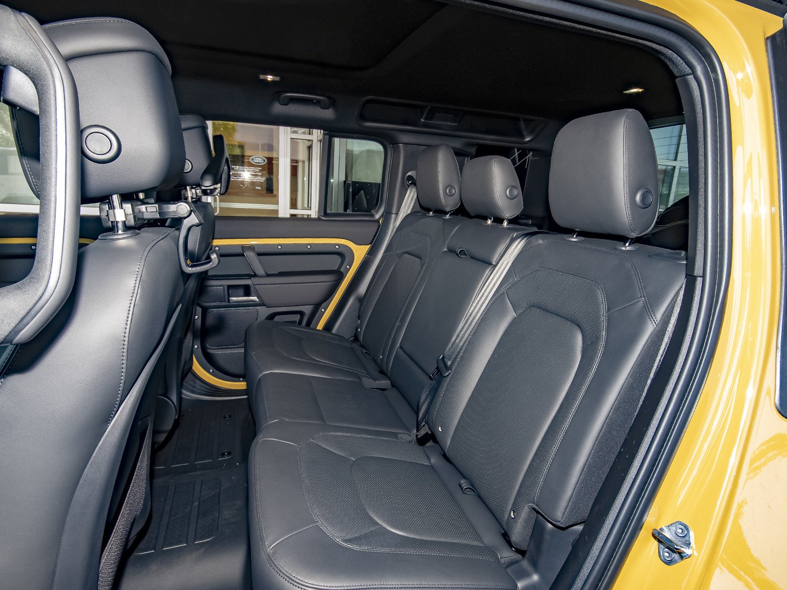 New 2026 Deep Sandglow Yellow Land Rover  image 46