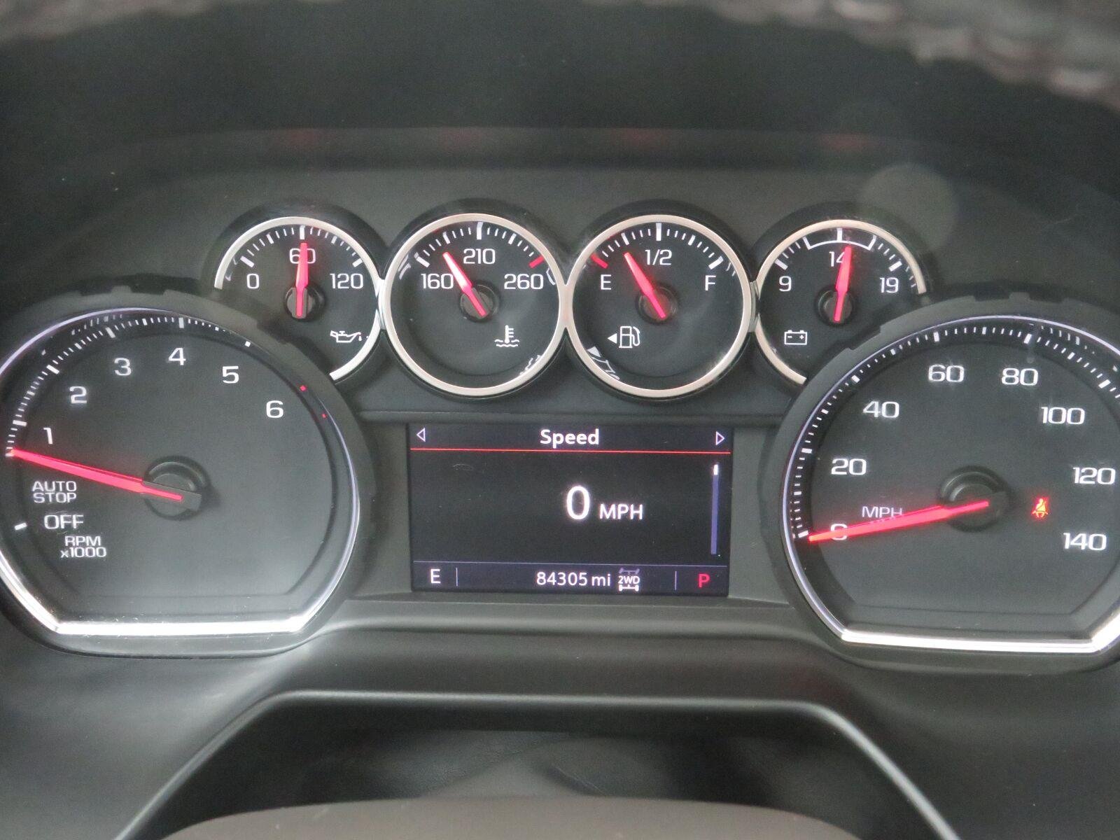 Used 2021 Midnight Blue Metallic Chevrolet LT image 28